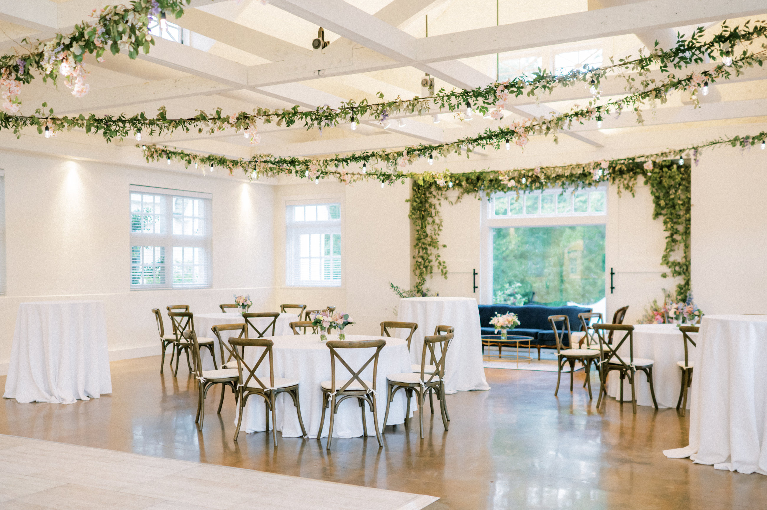 Caroline + Matthew WinstonSalem Florist Weddings & Special Event