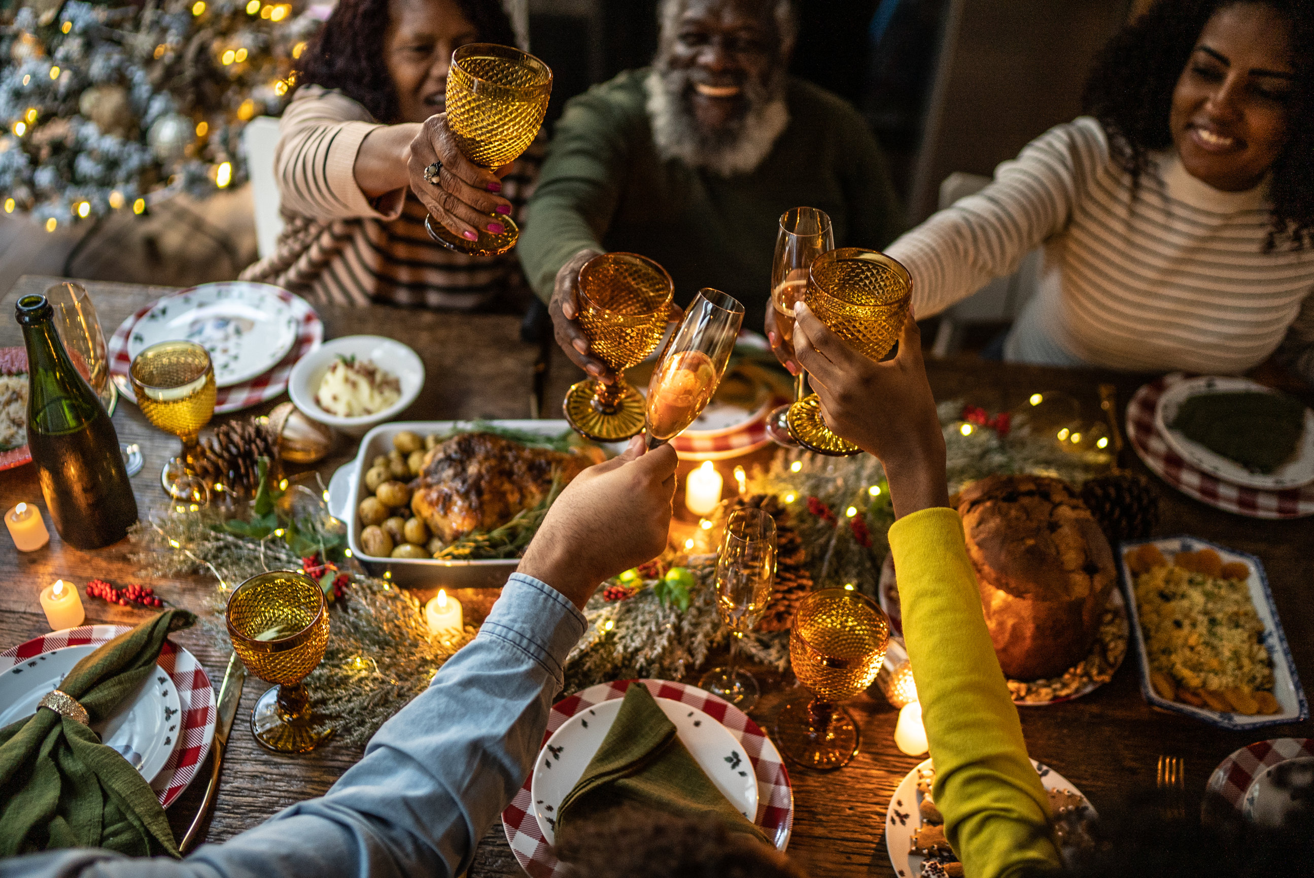 Expert Tips for Dealing with Family This Holiday Season; Without Losing