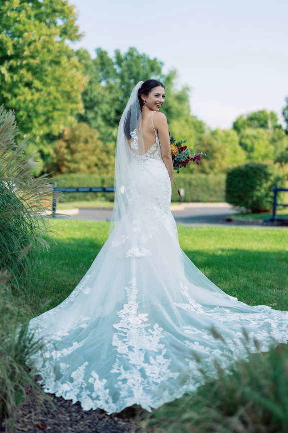 Inlet bridal fashion